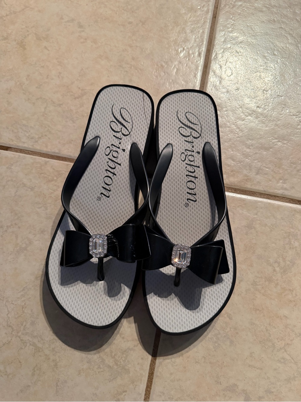 Gently Used Brighton Black Bow Sandal